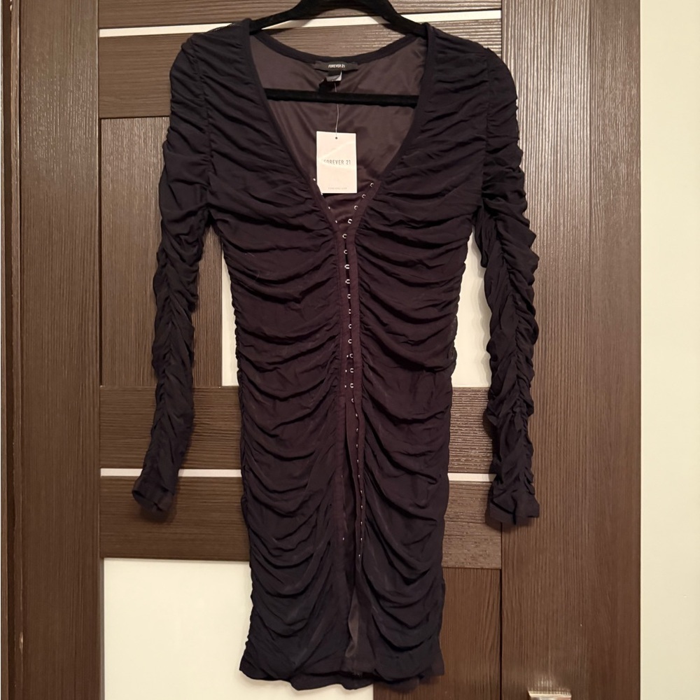 Forever 21 Ruched Long Sleeve Dress